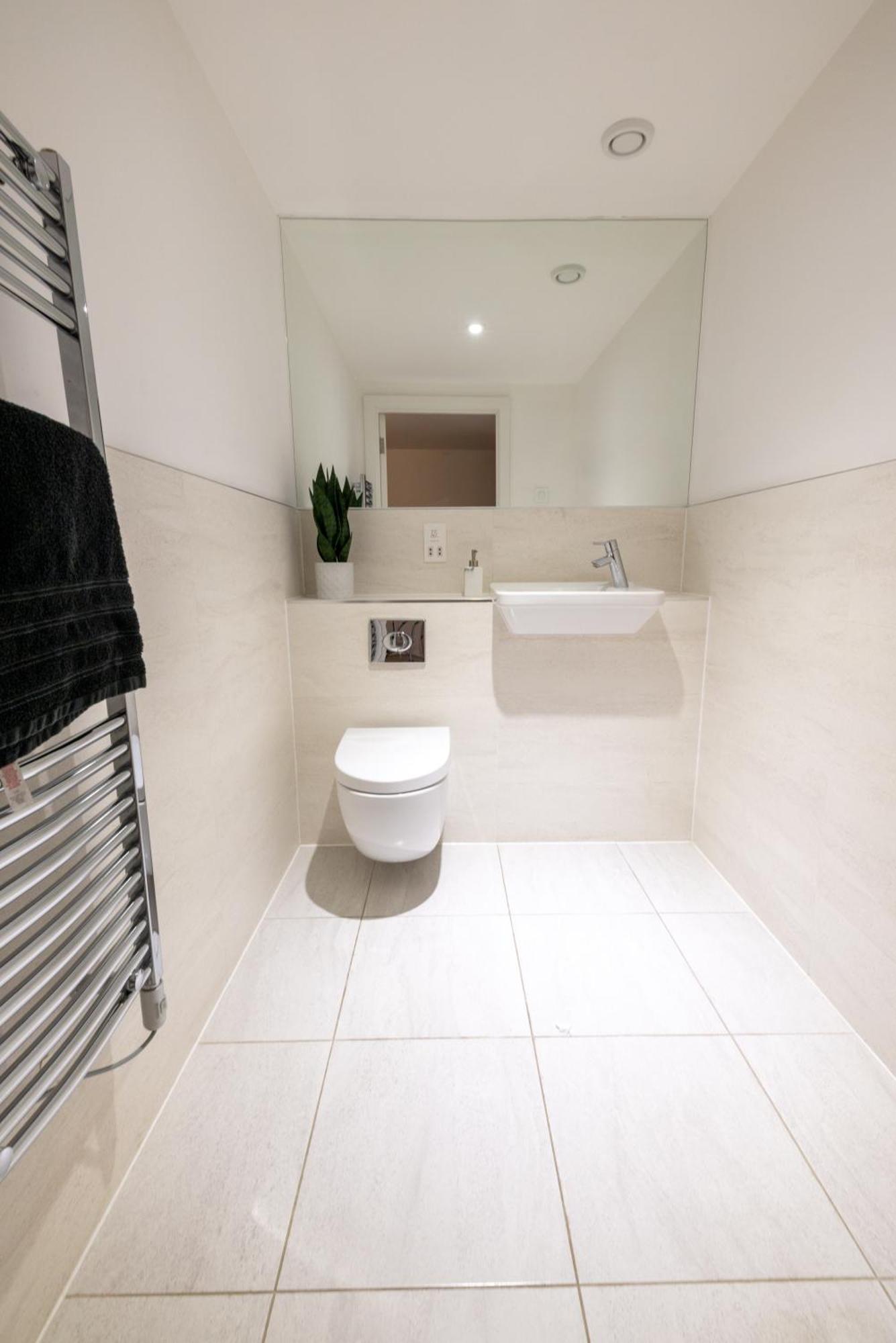 Luxurious & Modern Townhouse In Hammersmith Apartment London Exterior photo